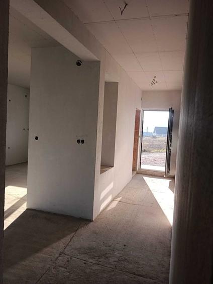 Casă cu 3 camere în Central