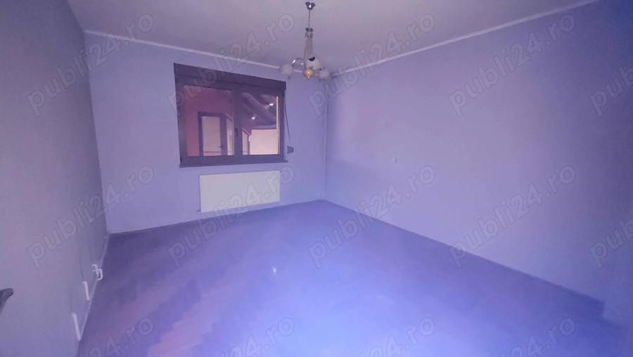 Imobil cu 3 case:C1 -3 nivele;C2-2nivele;C4-1 nivel;C3;C5;Piscina;Foisor - 17