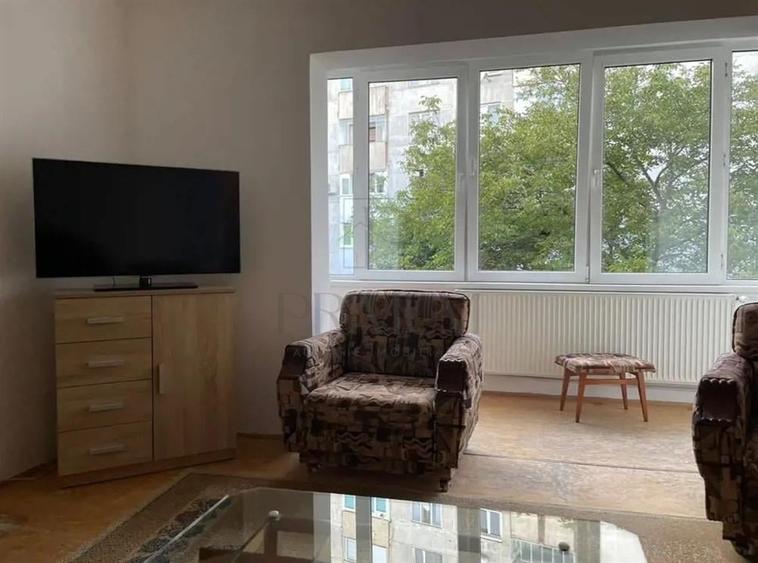 Iulius Mall- 2 camere,etaj intermediar - 2