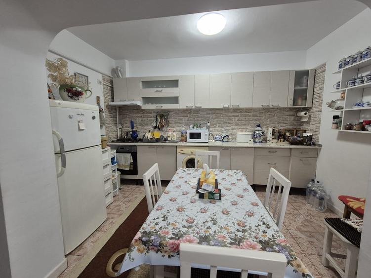 Centru - Piata Grivitei - casa - 13