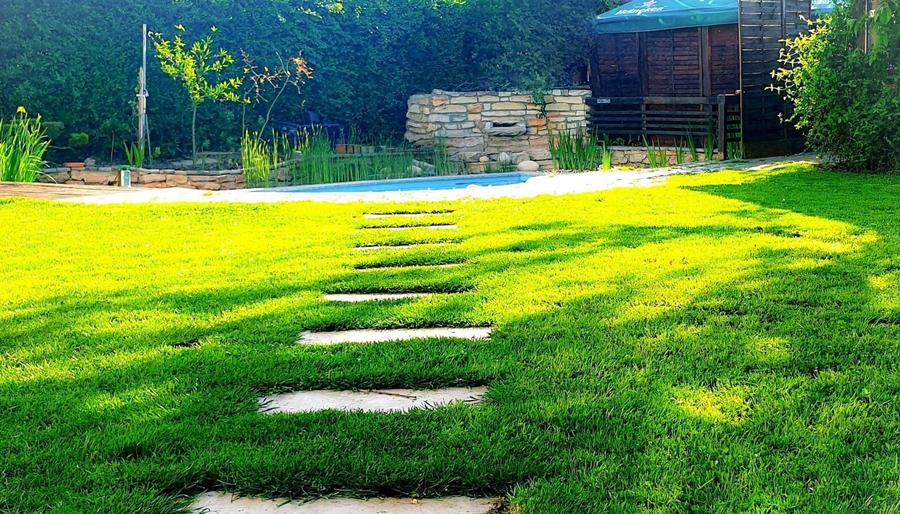 Pensiune de vanzare in Costinesti la doar 0.9 m distanta de plaja - 9