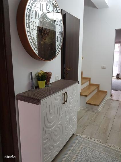 Casa mobilata de vanzare cu 5 camere ?i teren de 250 mp - 7