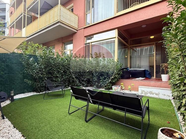 Apartament cu 2 camere semidecomandat, mobilat în Jiului