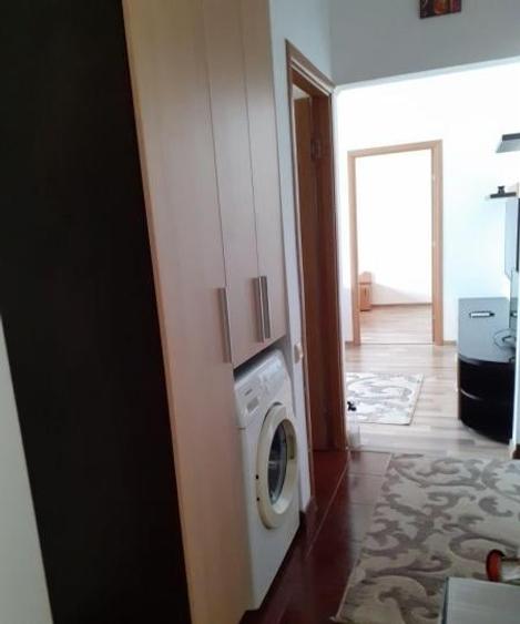 Apartament cu 2 camere semidecomandat, mobilat în Km 4-5