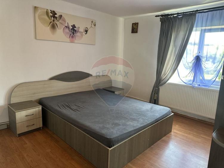 Casa spatioasa in Ciritei, gata de mutat - 6