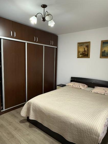 Propietar , libera ,mobilata si utilata . 3 dormitoare ,2 bai etc - 10