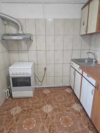 Inchiriez apartament cu 3 camere langa parcul Florilor - 4