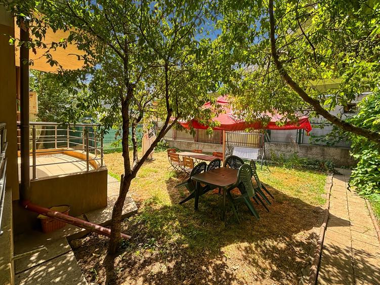 Pensiune Eforie Nord | 15 camere | 635 mp | la 500 m de plajă - 11