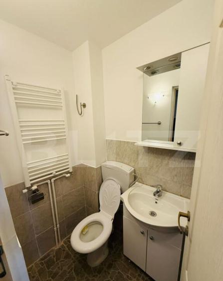 Camera de camin renovata complet cu baie proprie, buc - 6