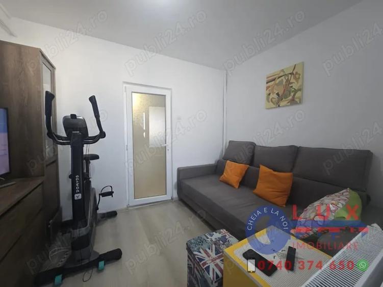 Apartament cu 3 camere decomandat în Babadag