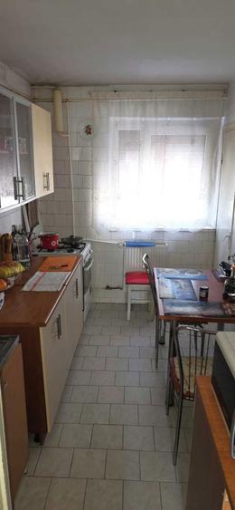 Vand apartament 3 camere malul Muresului - 3