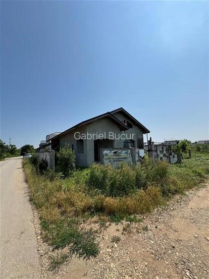 Vanzare Casa Com. Berceni Parter la rosu