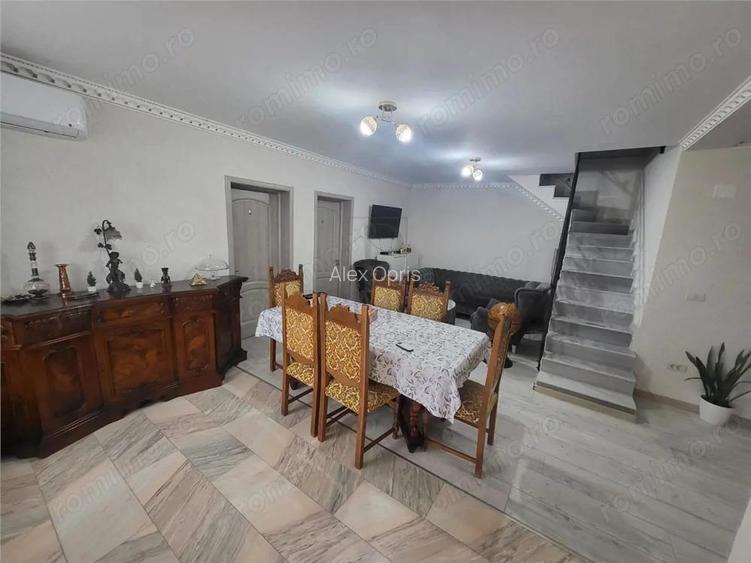 Duplex pe parter - mansarda amenajata - zona buna