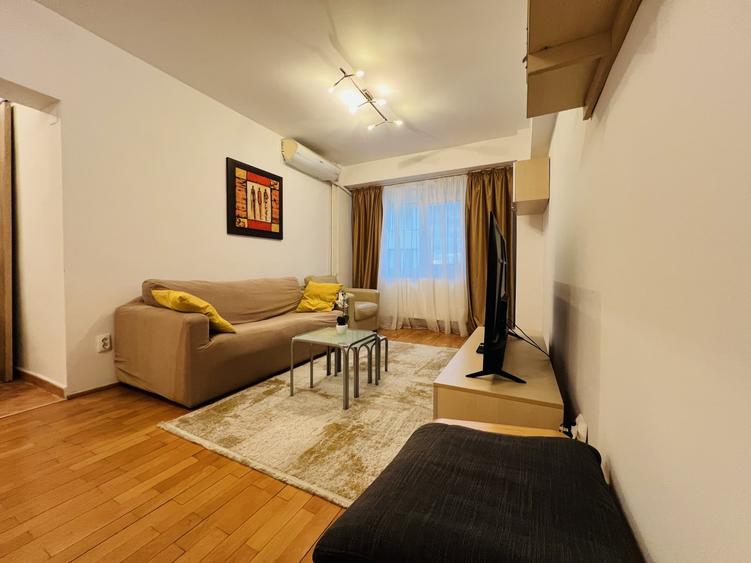 Apartament cu 4 camere decomandat, mobilat în Tei