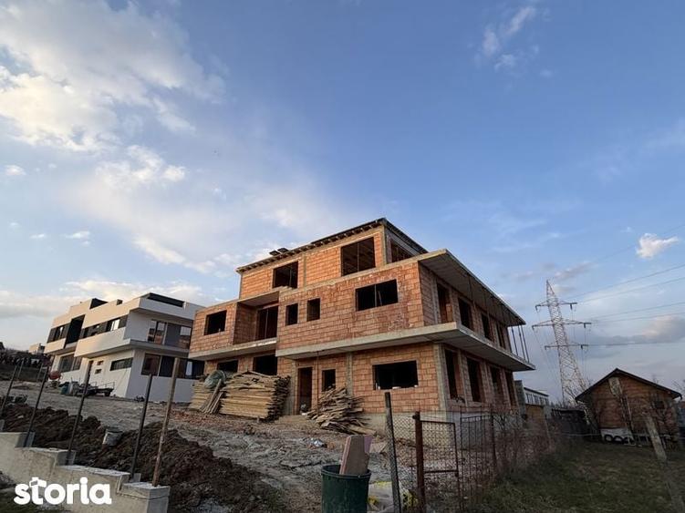 Casă cu 4 camere cu Teren 110 Mp în Central