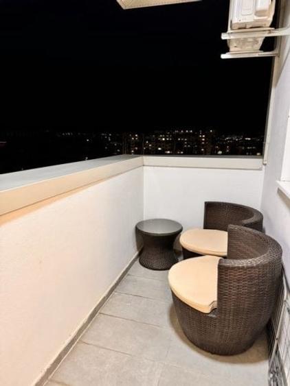 Apartament cu 2 camere decomandat, mobilat în Berceni