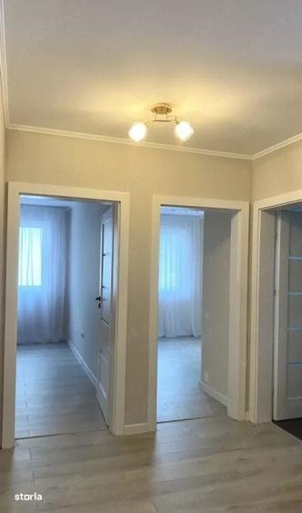 Apartament cu 3 camere în Florești