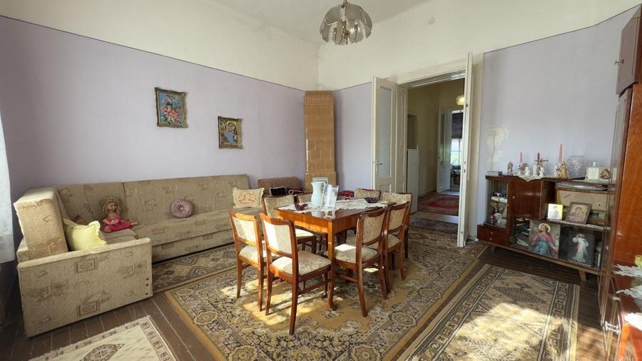 Casă individuală cu 4 camere cu Canalizare în Nord-Vest