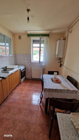 Apartament cu 2 camere decomandat în Elisabetin