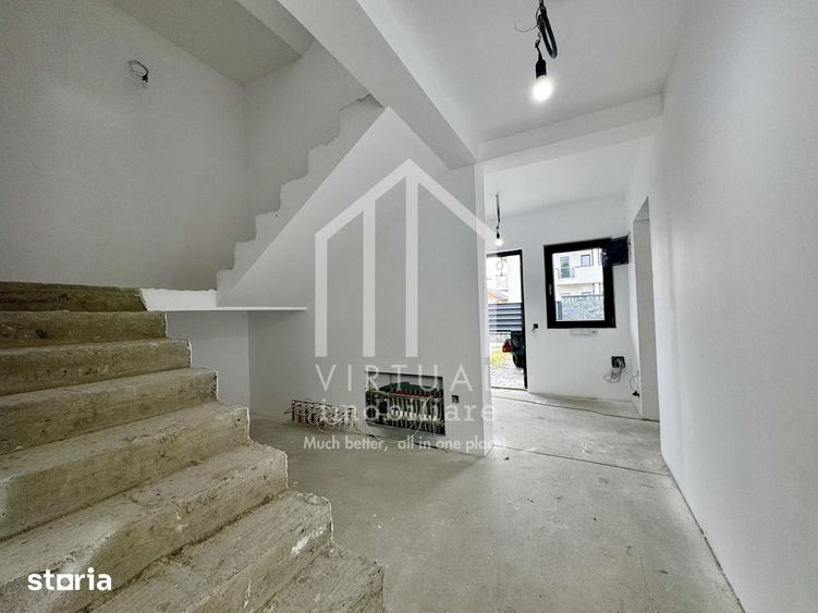 Casă cu 6 camere cu Teren 345 Mp în Șura Mică