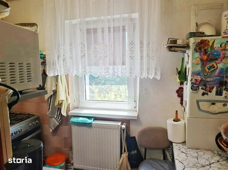 Garsonieră decomandată în Central