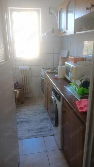 Inchiriez apartament 2 camere decomandate Ia?i Podul Ro? 5 minute de faculta?i, - 5
