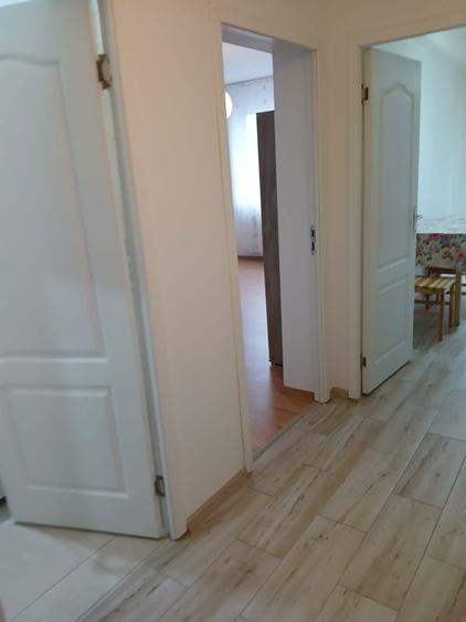 Inchiriez apartament 1 camera Floresti str.cetatii 250 euro/luna - 2
