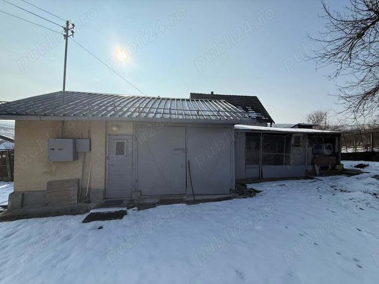 Casa in loc. coseiu la strada principala - 4