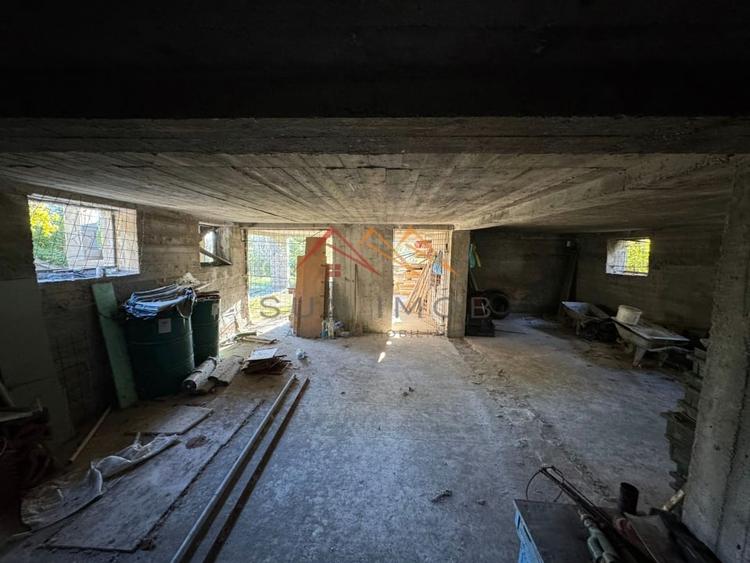 Vila S+P+E, priveliste deosebita, 6 camere, garaj, terasa, Cornu, PH - 12