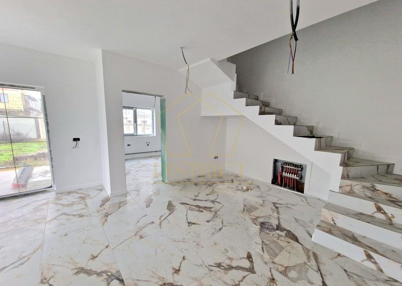 Duplex spatios cu 5 camere | Mosnita Noua - 2