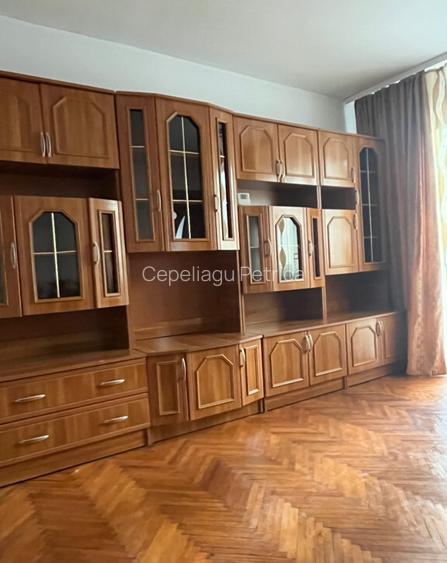 Apartament 3 camere semidecomandat I.C Bratianu Apartament 3 camere semidecomandat I.C Bratianu