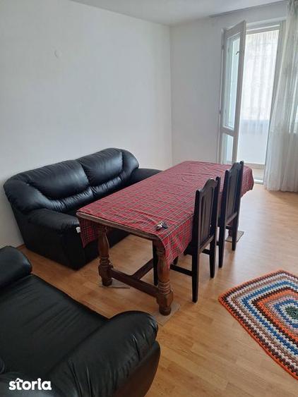 Inchiriez 2 camere zona Sf.Ioan - 1