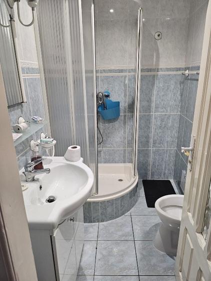 Chirie apartament 3 camere - 4