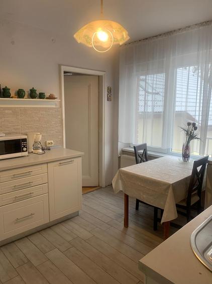 LOCATIE , LOCATIE !! - 17