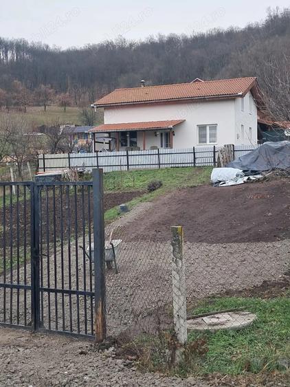 Proprietar vand casa - 1