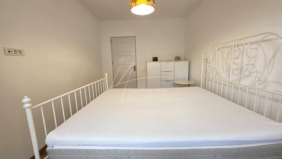Apartament cu 2 camere semidecomandat, mobilat în Militari