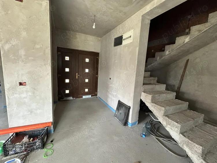 Vand vila noua Livada-Sanleani,st.840 mp,sc.130 mp,situat pe 2 strazi - 6