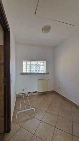 Duplex cu 2 camere cu Canalizare în Tractorul