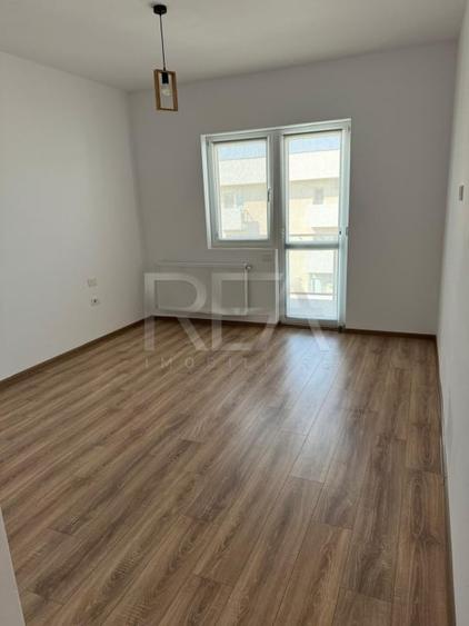 3 Camere , Decomandat , Bloc Nou , Zona Metalurgiei - 6