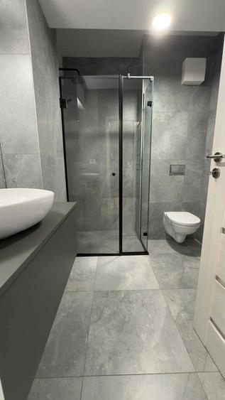 Inchiriez apartament 2 camere complet utilat, suprafata utila 52mp + balcon 7mp + loc de parcare - 8