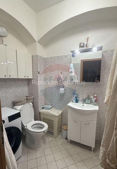 Apartament cu 3 camere pe Nicolae Iorga plus boxa