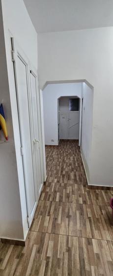 Apartament cu 3 camere de inchiriat - 4