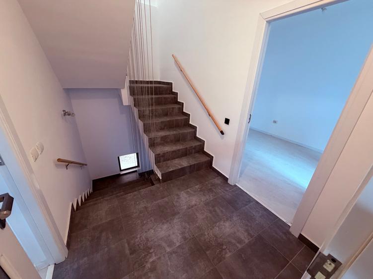 Casa P+1+M la 450m de Sos Oltenitei. 4 cam. Util 120mp. Teren 140mp - 12