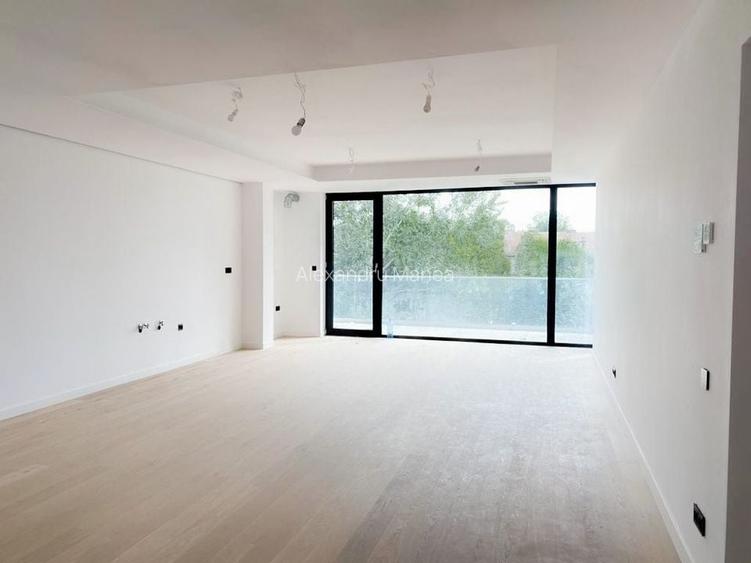 Apartament elegant cu 3 camere de vânzare în zona Floreasca, București