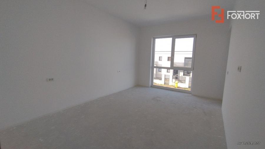 Apartament 3 camere, Zona Torontalului - Etaj 2 - 3