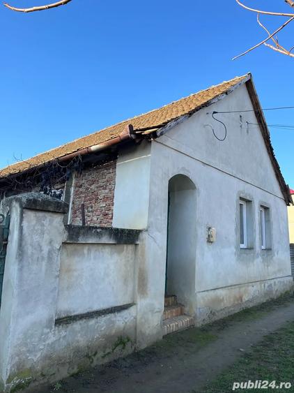 Casa cu teren generos Padureni - 2