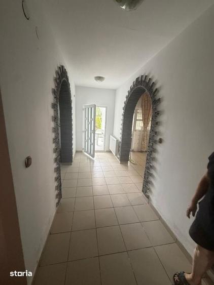 Casă cu 3 camere cu Teren 2900 Mp în Ghioroiu