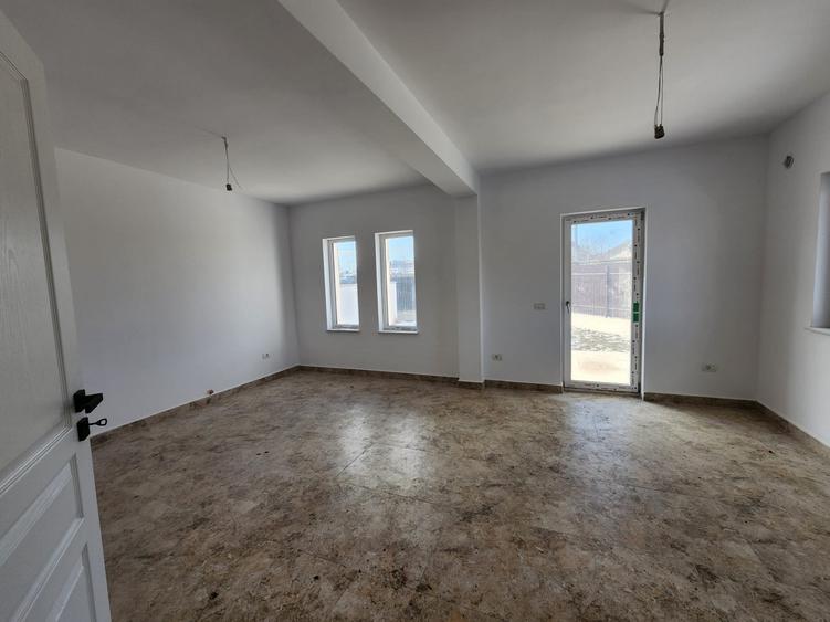 CASA INDIVIDUALA , 4 CAMERE,2 BAI, 530 MP TEREN, MIROSLAVA - 6