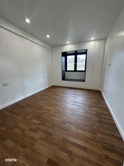 Apartament 3 camere, 61 mp Bloc nou, Etaj 1 Str. Crangului, De - 5