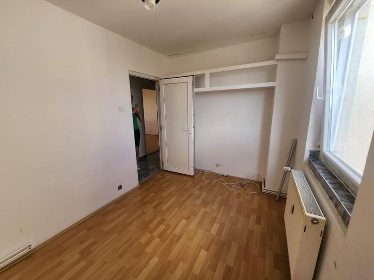 De vanzare apartament cu 4 camere in Sannicolau Mare jud Timis - 5